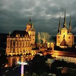 Grosse Naehe Stadtpark, 4 Schlafzimmer, Gemuetliches Wohnzimmer, Terrasse, Parkplatz アパート