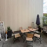 Διαμέρισμα Grosse Naehe Stadtpark, 4 Schlafzimmer, Gemuetliches Wohnzimmer, Terrasse, Parkplatz