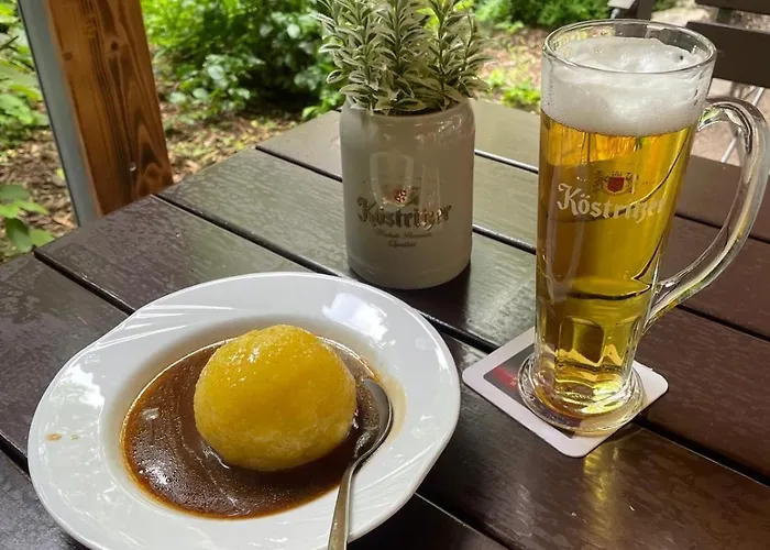 Apartment Große Nähe Stadtpark, 4 Schlafzimmer, Gemütliches Wohnzimmer, Terrasse, Parkplatz *